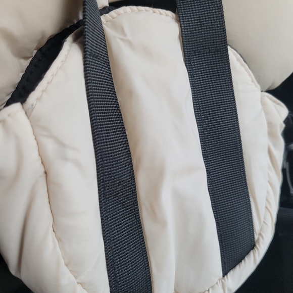 Zara Mickey Mouse Bag - Picture 4 of 8